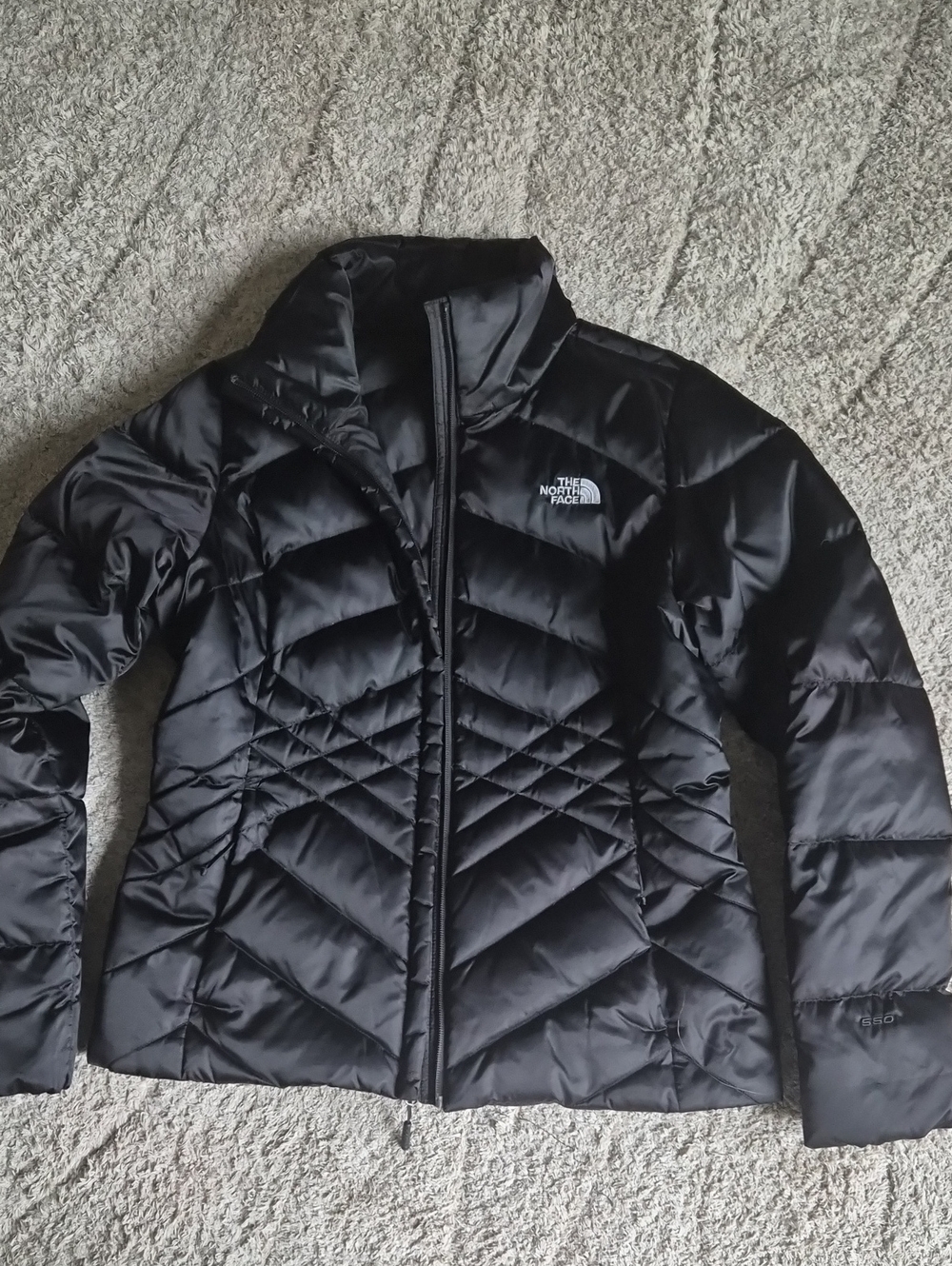 The North Face Women's Black Chevron Down Puffer Jacket